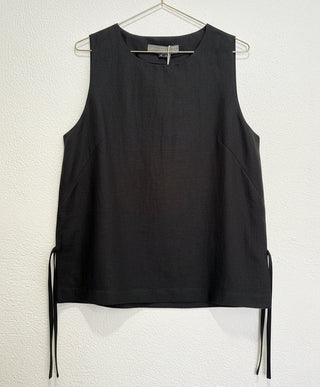 'Isla' Linen Women Top in Black