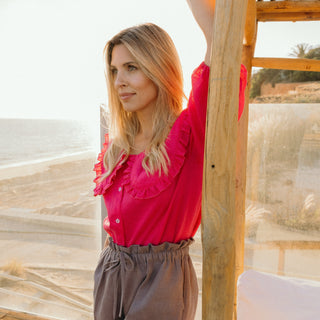 'March" Linen Blouse with Round Oversized Collar in Fuchsia
