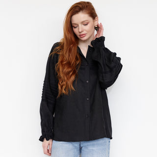 Oversized black linen shirt with pleated details with lace 'Zena'